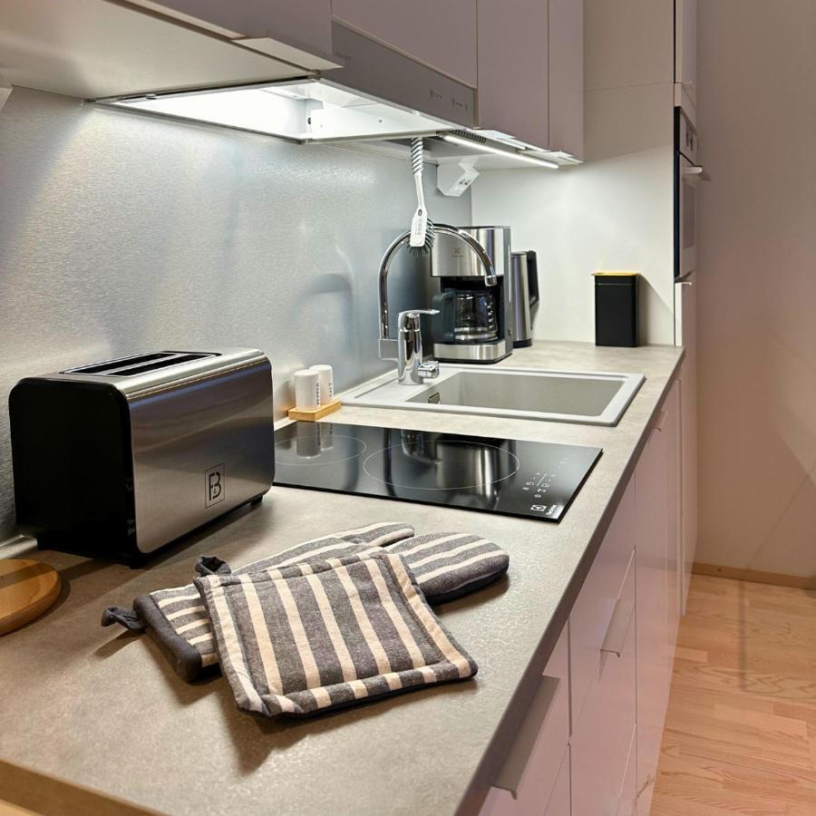 Pramea Apartments Pikku Pietari กัวปิโอ ภายนอก รูปภาพ