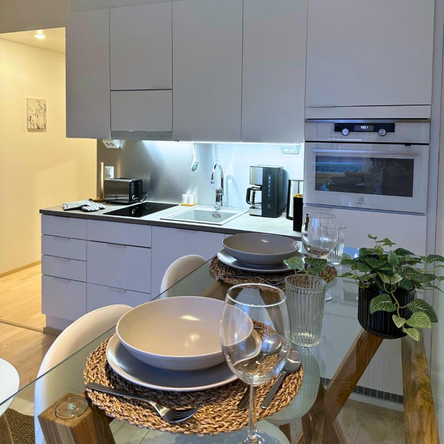 Pramea Apartments Pikku Pietari กัวปิโอ ภายนอก รูปภาพ